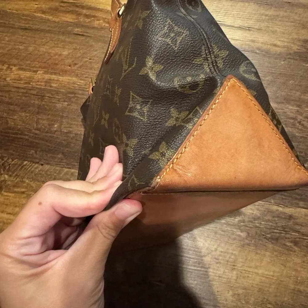 Louis Vuitton Vintage Monogram Mezzo Tote with Dustbag
